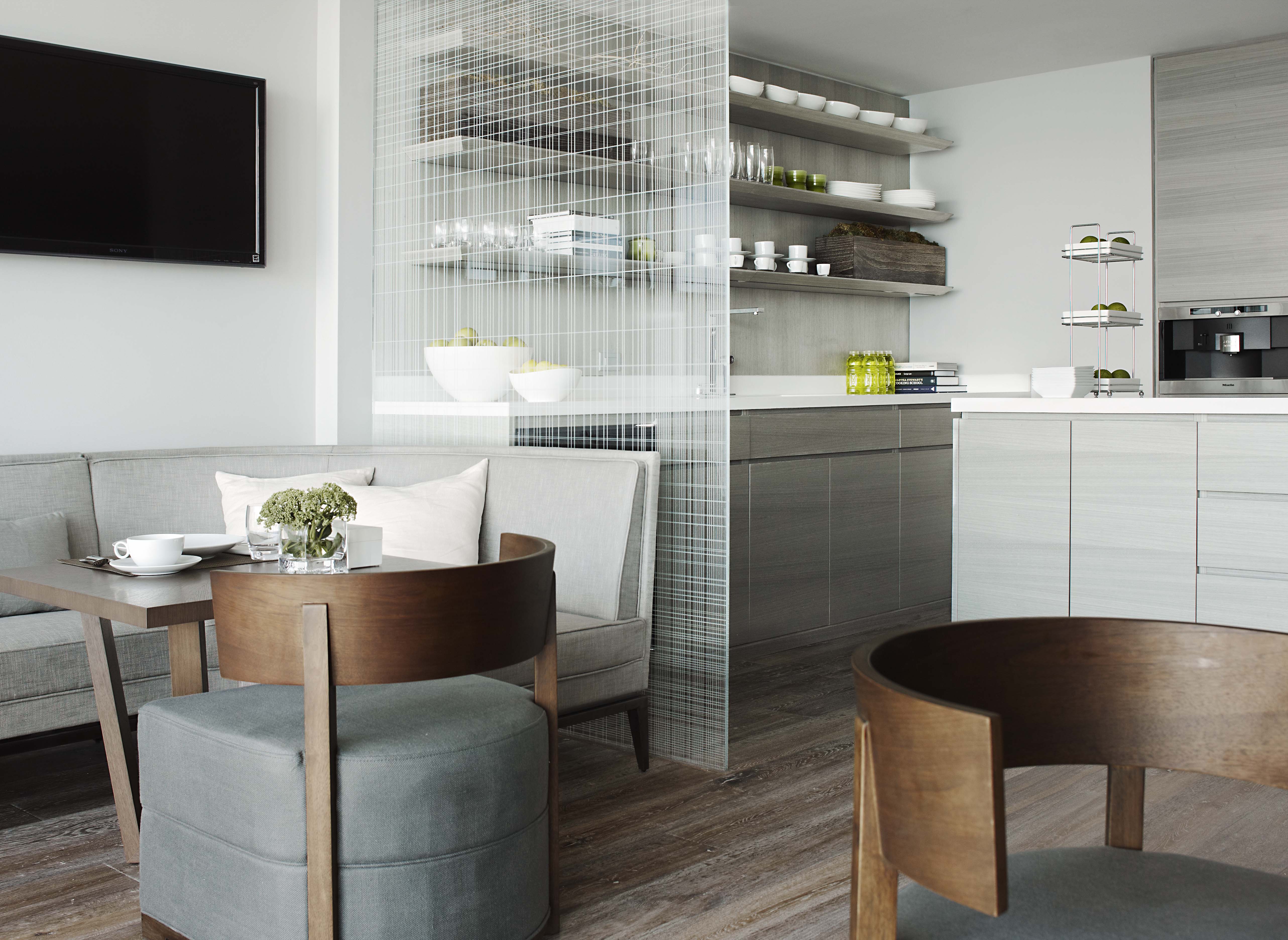 Office Interior Design & Build Specialist Jakarta Selatan